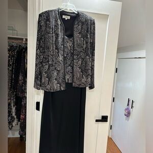 Beautiful sparkly formal dress